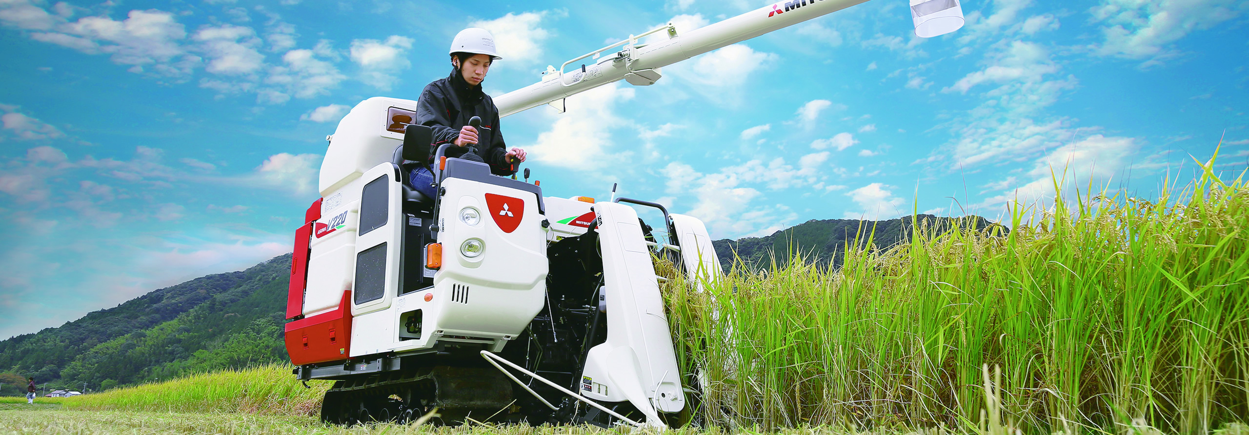 走行部｜Combine V220/321/323｜コンバイン｜製品情報｜製品紹介｜三菱 